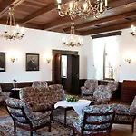 Hotel Zamek Dom Polonii 3*