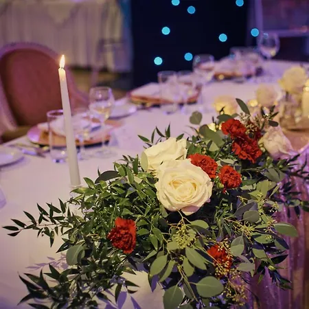 Szálloda Zamek Dom Polonii Pułtusk