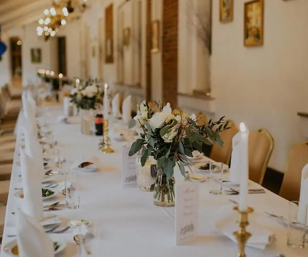 Hotel Zamek Dom Polonii Pułtusk