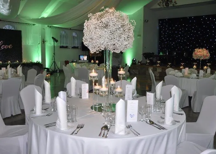 Hotel Zamek Dom Polonii 3*